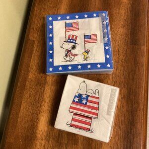 PEANUTS "SNOOPY & WOODSTOCK" 4th of July  Americana Patriotic Napkins